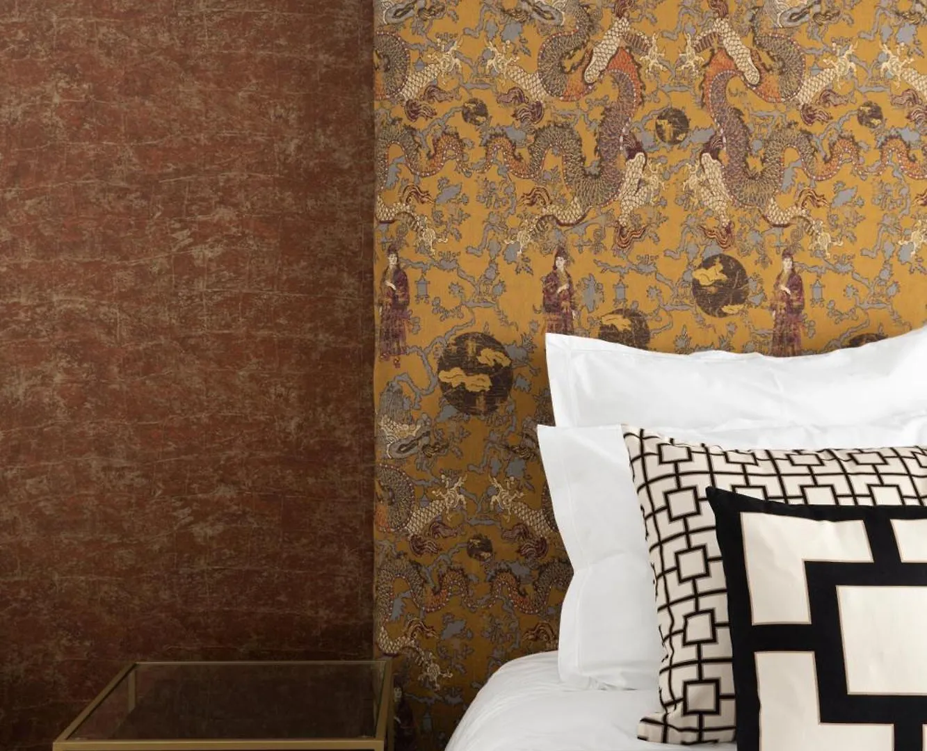 Apartment Champs Elysees Montaigne Luxury 2 Bedroom